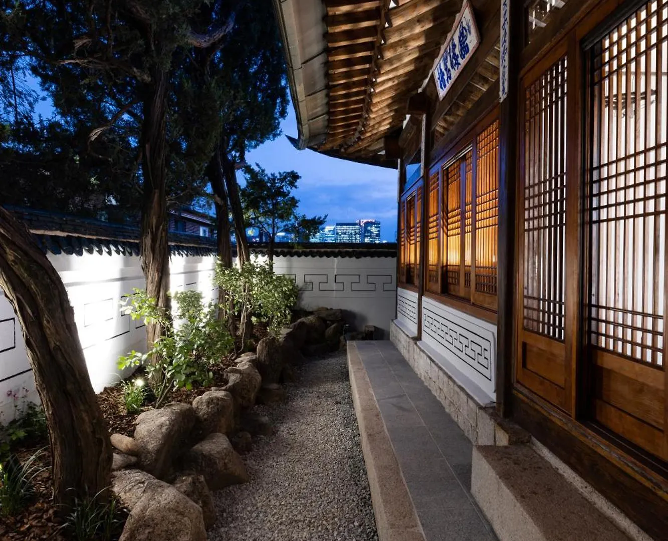 Nostalgia Hanok Hotel Soul